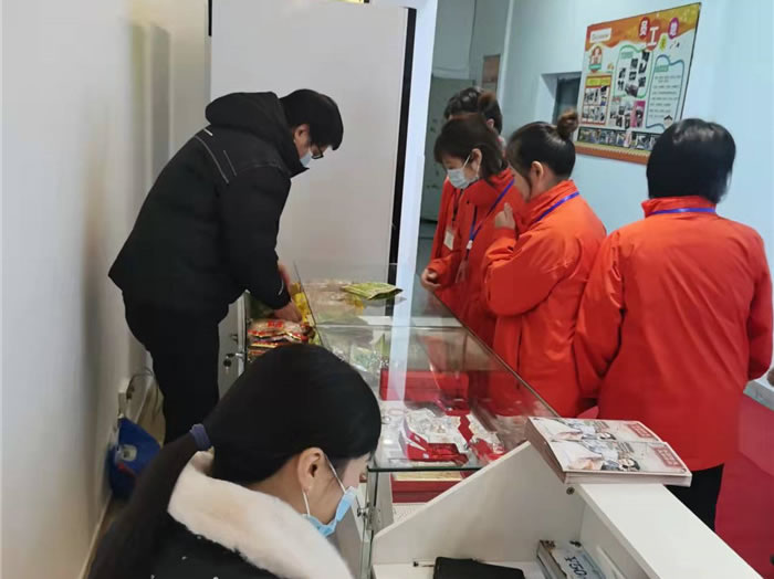 四川中青旅綿陽分社、綿陽市中旅假日旅行社、綿陽自來文化傳播有限公司24H自助售貨服務(wù)盛大開業(yè)